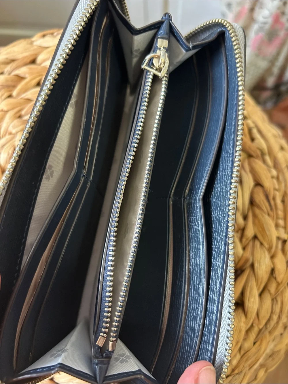 Leather Zipper Wallet Case - Gray